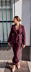 Conjunto Blazer y Pantalón Burdeos