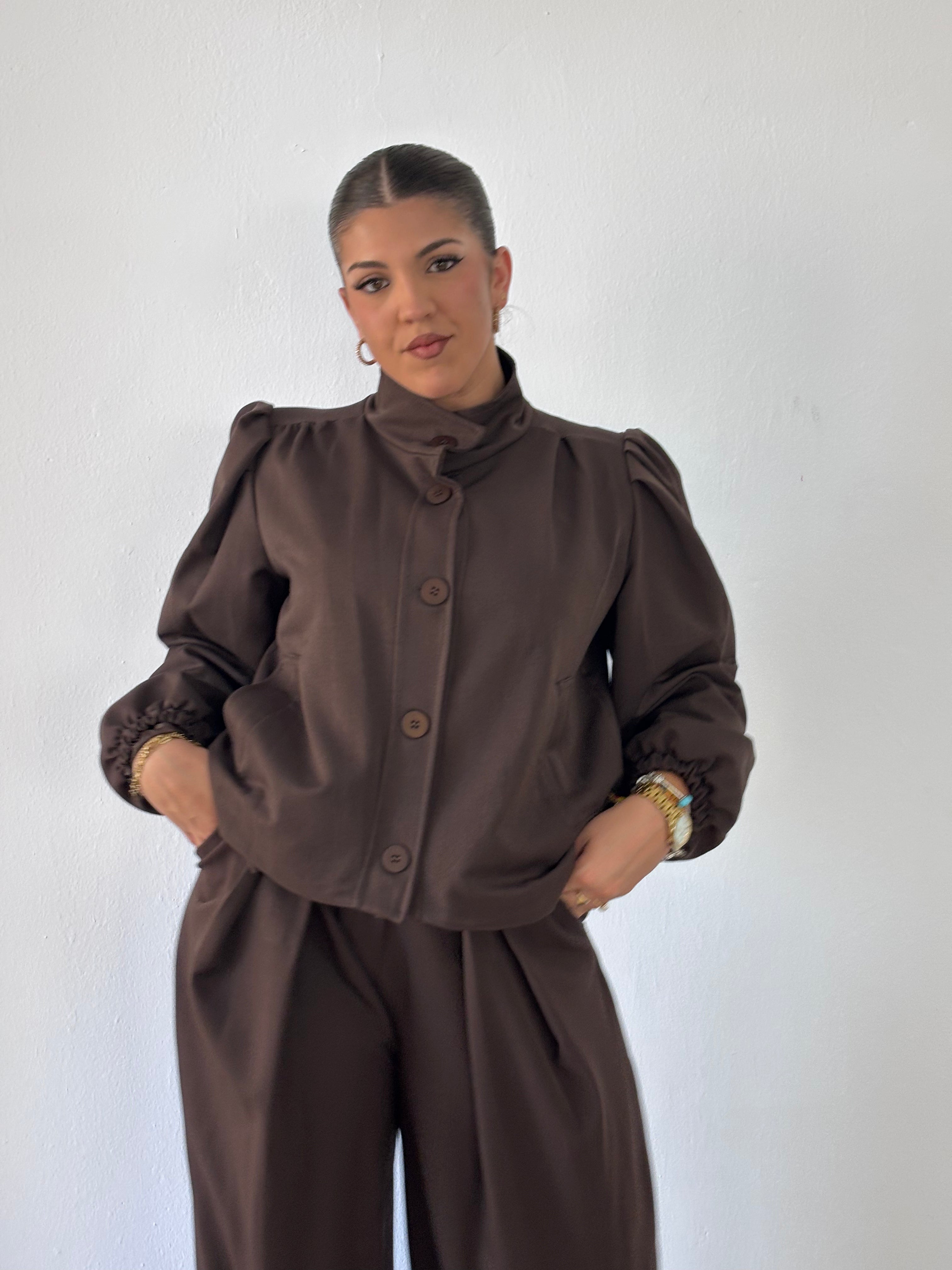 Conjunto Valeria - Trench y pantalón