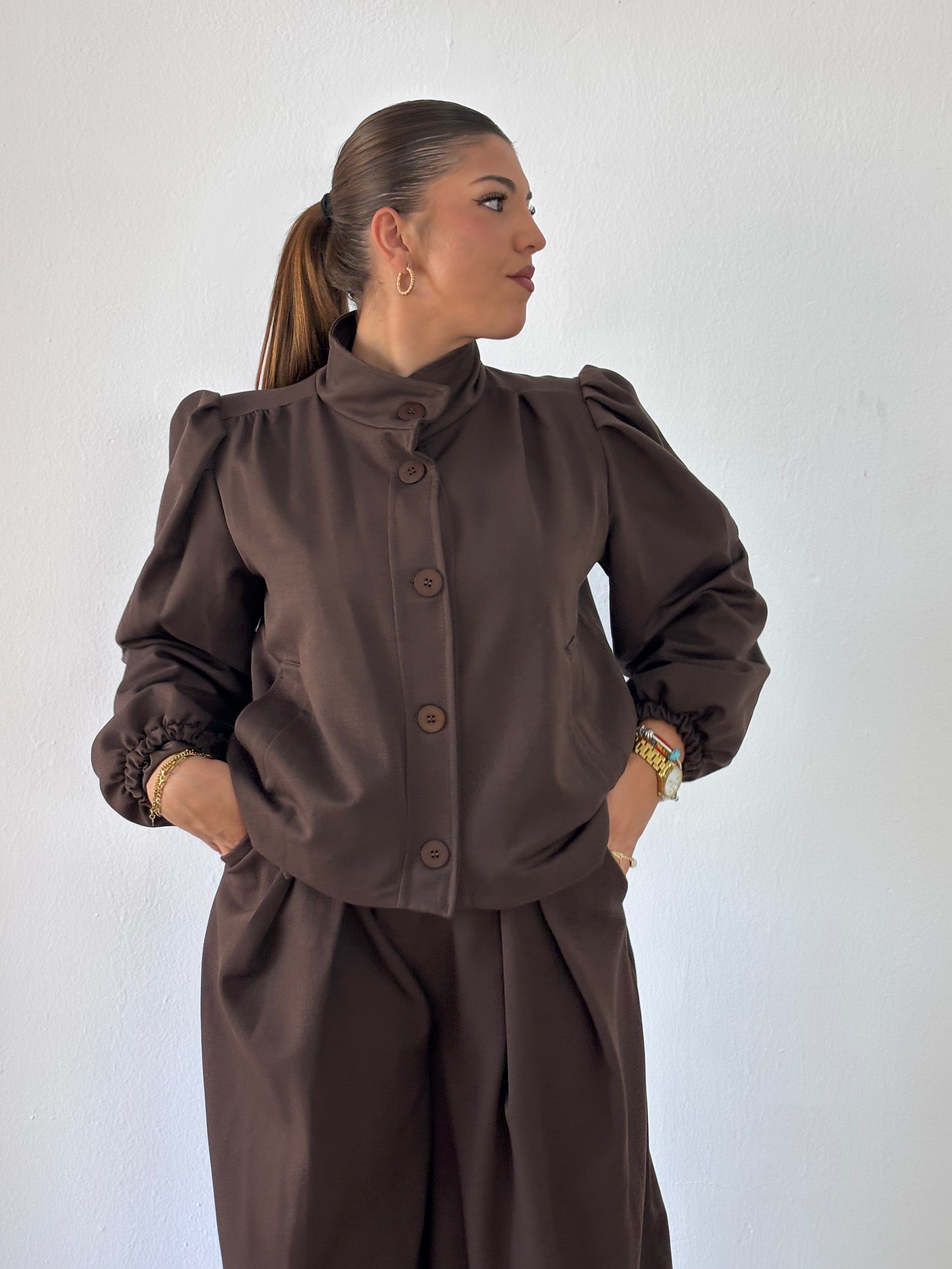 Conjunto Valeria - Trench y pantalón