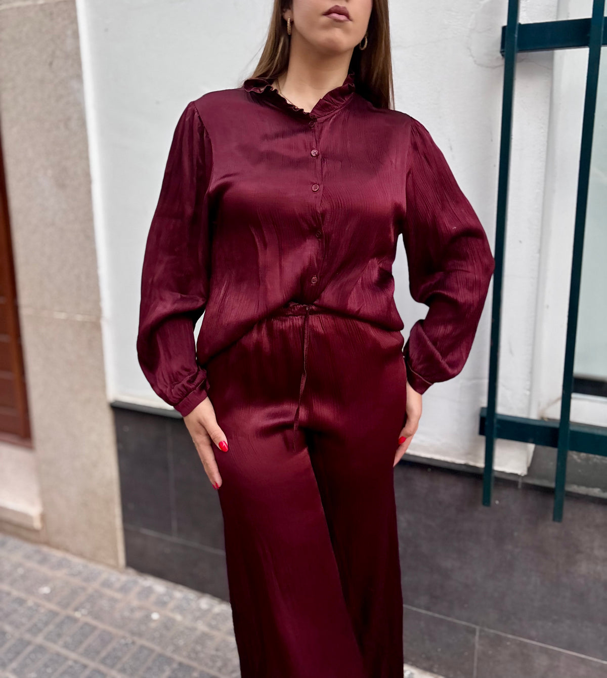 Conjunto Satinado Plisado Burdeos