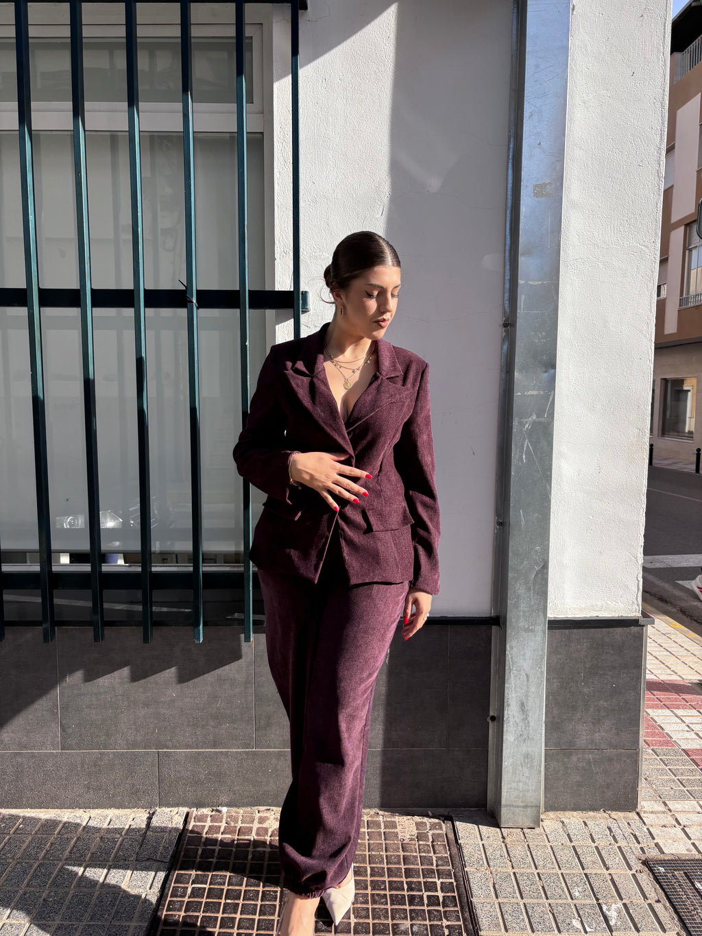 Conjunto Blazer y Pantalón Burdeos