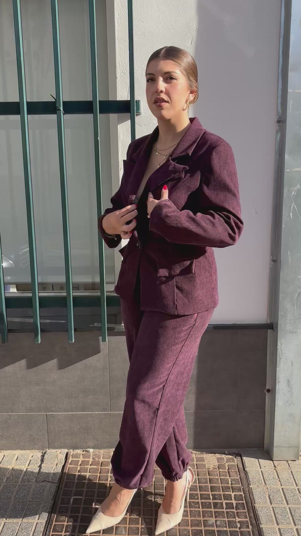 Conjunto Blazer y Pantalón Burdeos
