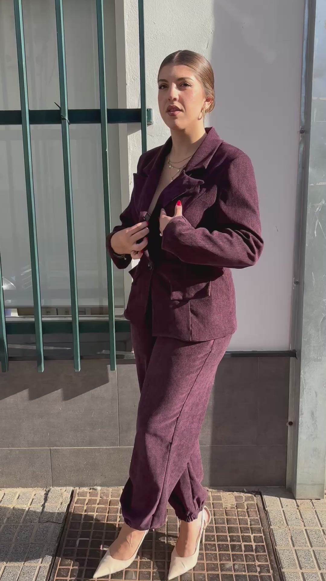 Conjunto Blazer y Pantalón Burdeos